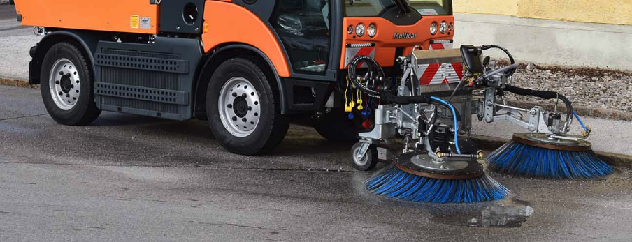 清扫设备解决方案 | 室内外适应 静音耐用